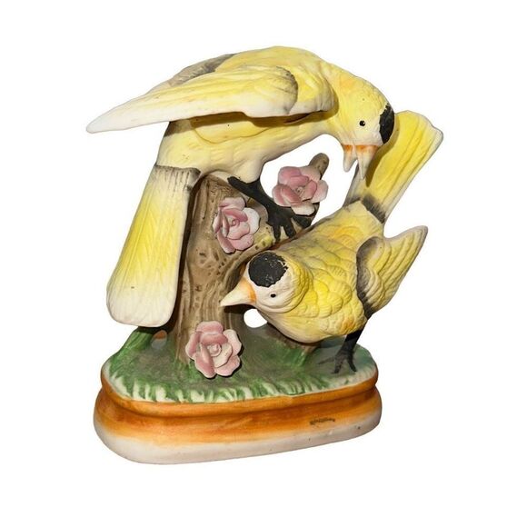 VINTAGE 1950's JAPAN PORCELAIN FINCH FAMILY BIRD FIGURINE TREE BRANCH W/ FLOWERS - Picture 5 of 7